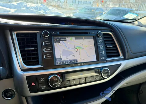 2019 Toyota Highlander Se из США, поврежденный, VIN 5TDJZRFH2KS566950